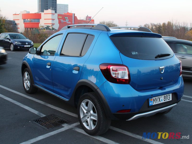 2015' Dacia Sandero Stepway photo #4