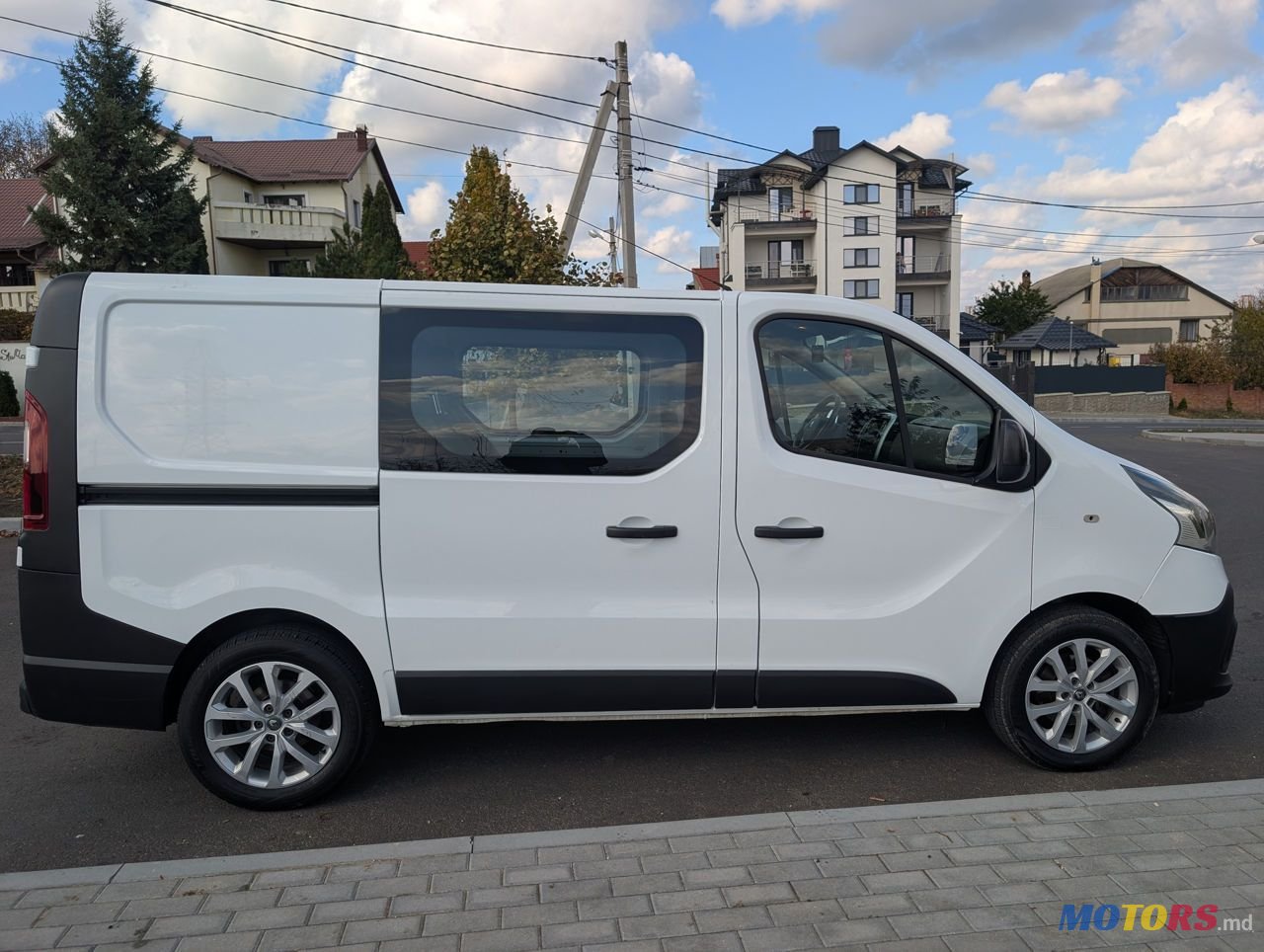 2016' Renault Trafic photo #2