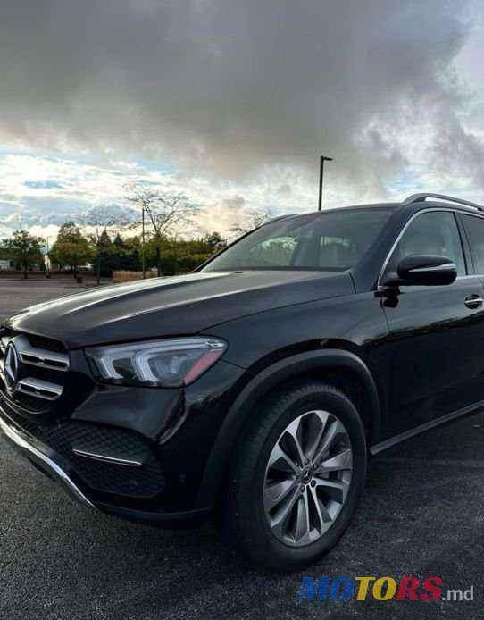 2020' Mercedes-Benz GLE photo #6