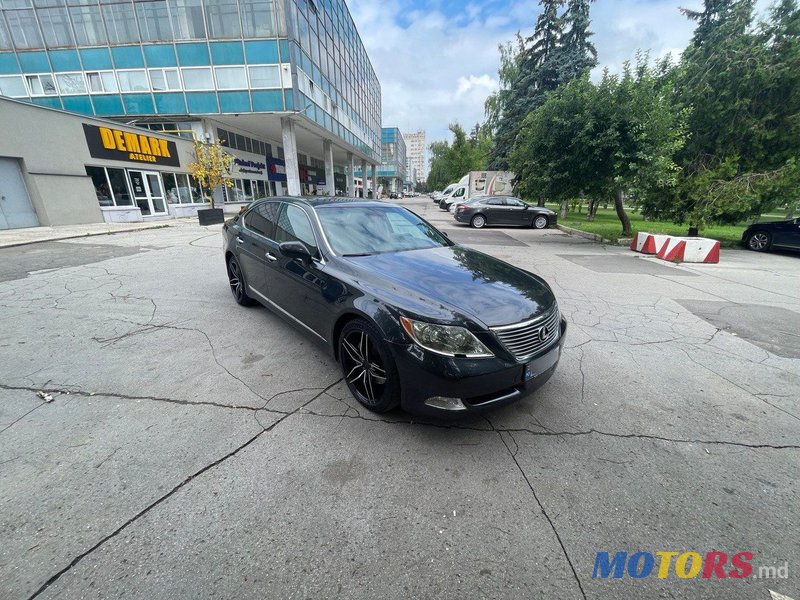 2008' Lexus Ls Series photo #2