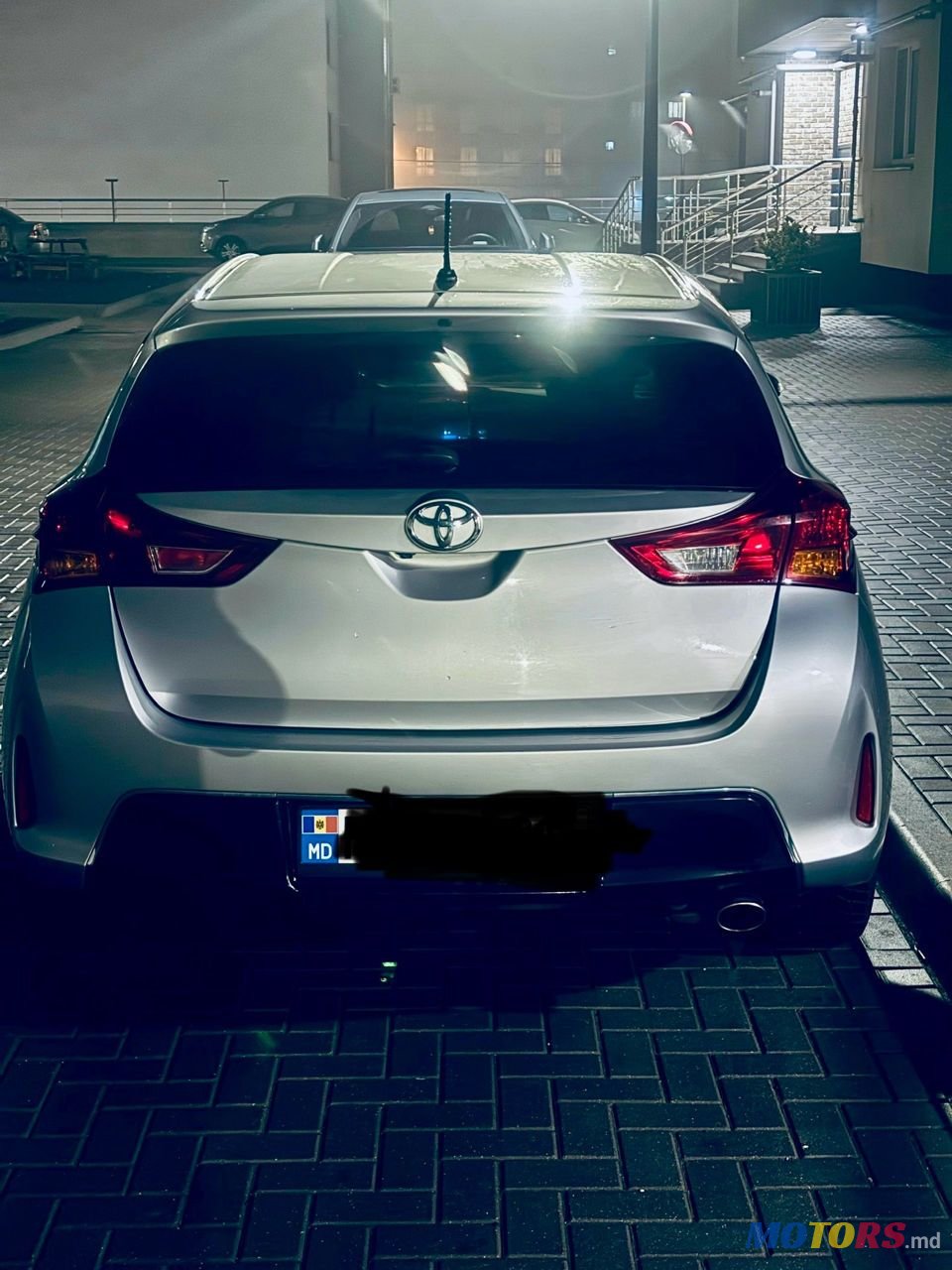 2013' Toyota Auris photo #2