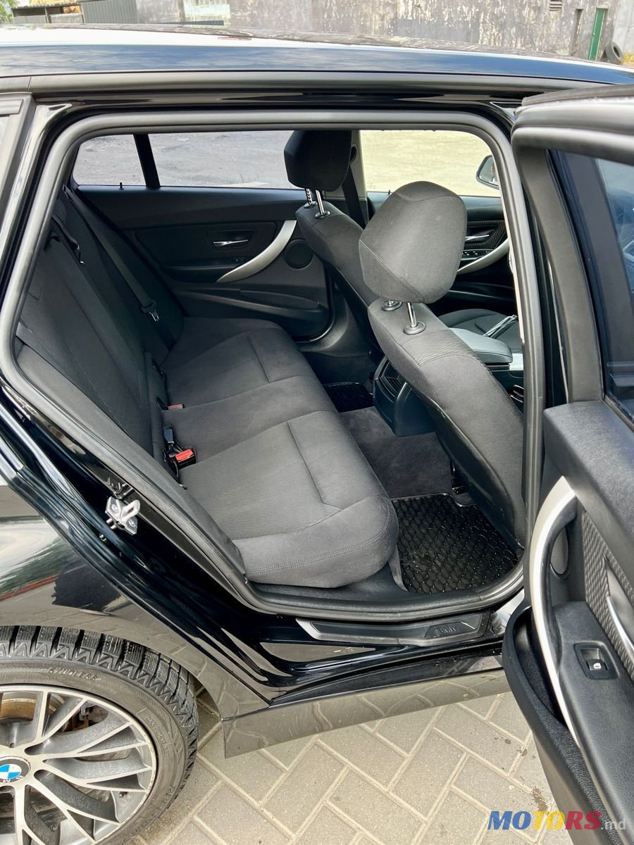 2013' BMW 3 Series photo #5