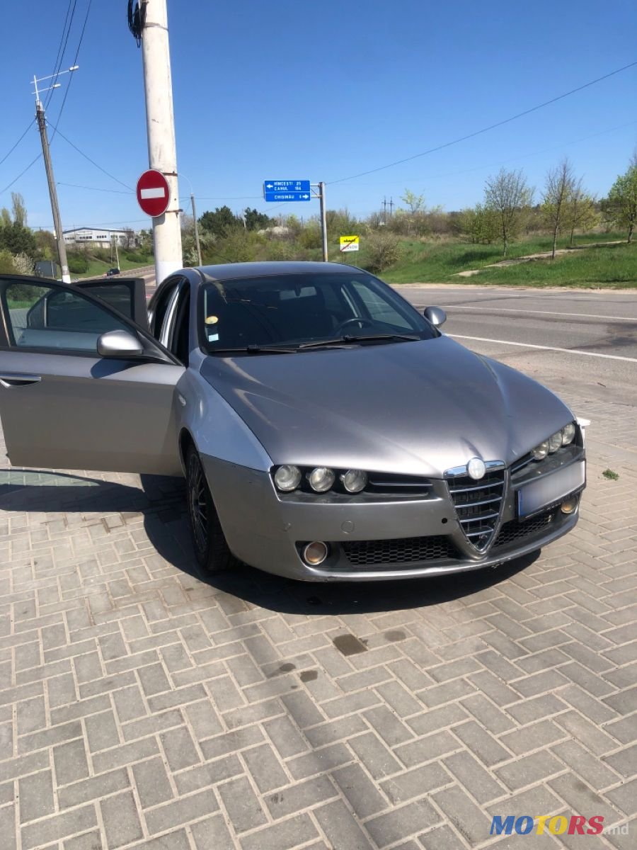 2007' Alfa Romeo 159 photo #3