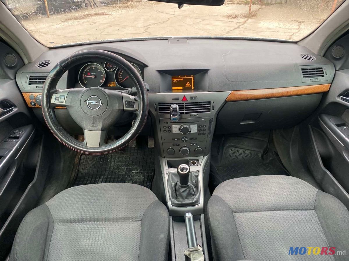 2006' Opel Astra photo #6
