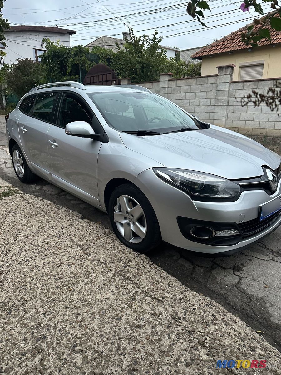 2013' Renault Megane photo #1