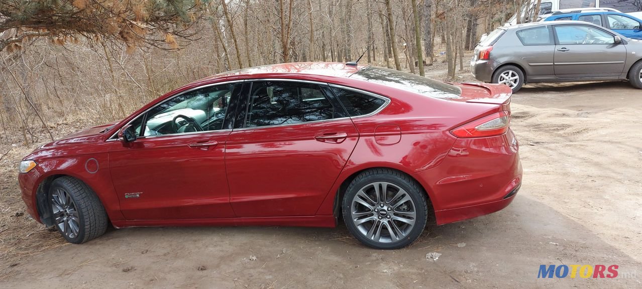 2013' Ford Mondeo photo #4