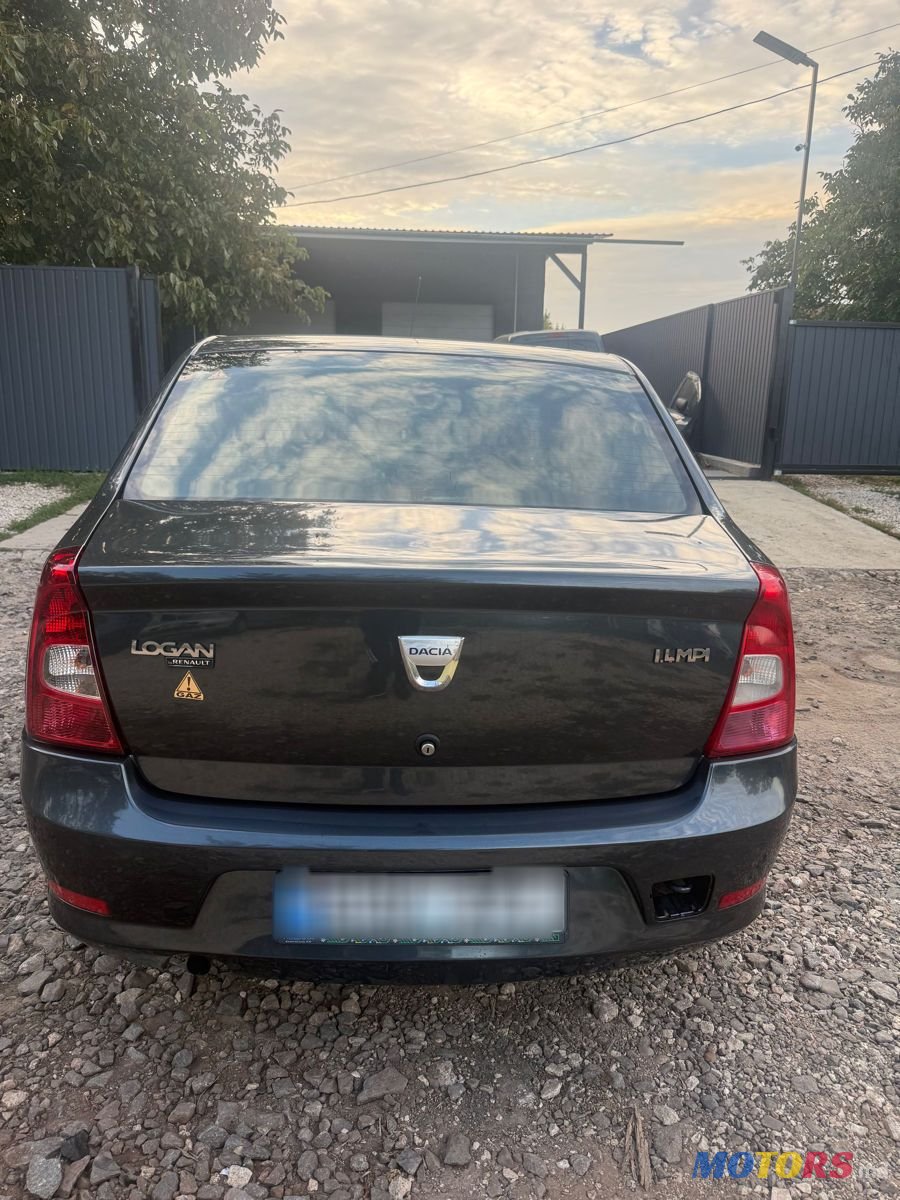 2009' Dacia Logan photo #6