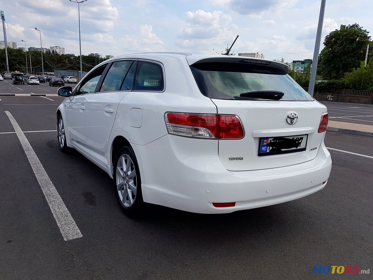 2010' Toyota Avensis photo #6