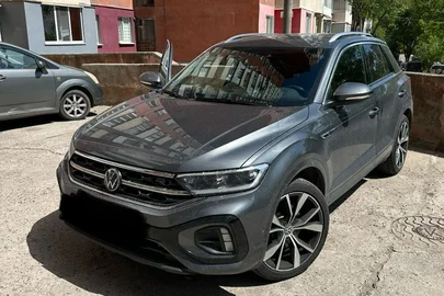 2023' Volkswagen T-Roc