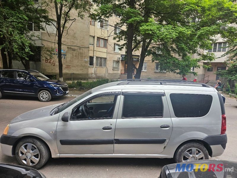 2007' Dacia Logan photo #3