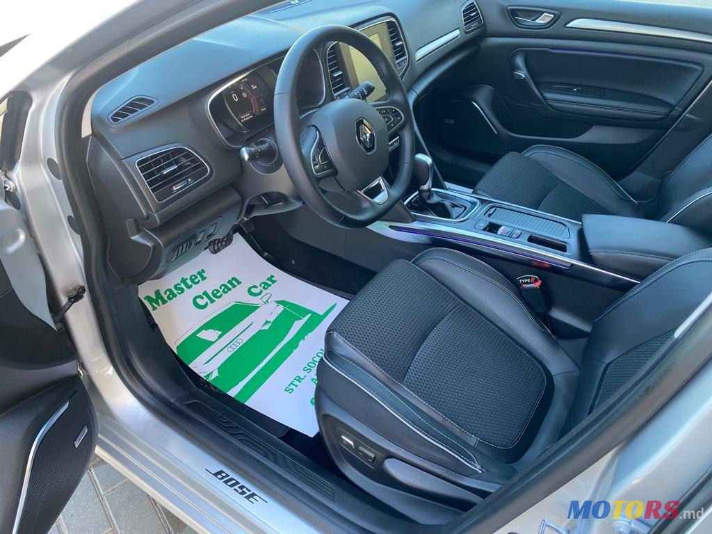 2017' Renault Megane photo #2