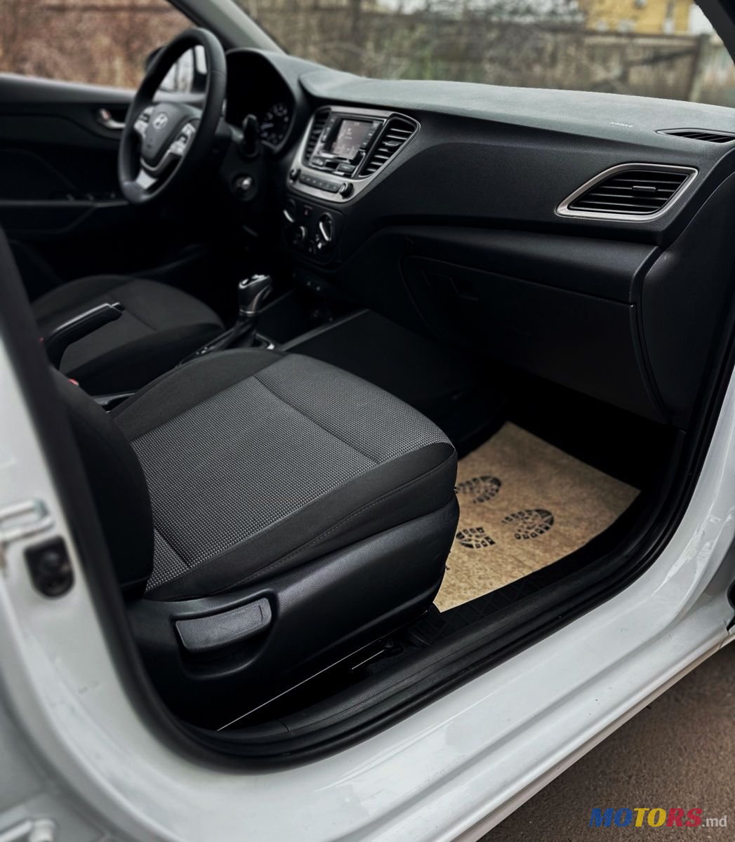 2018' Hyundai Accent photo #6