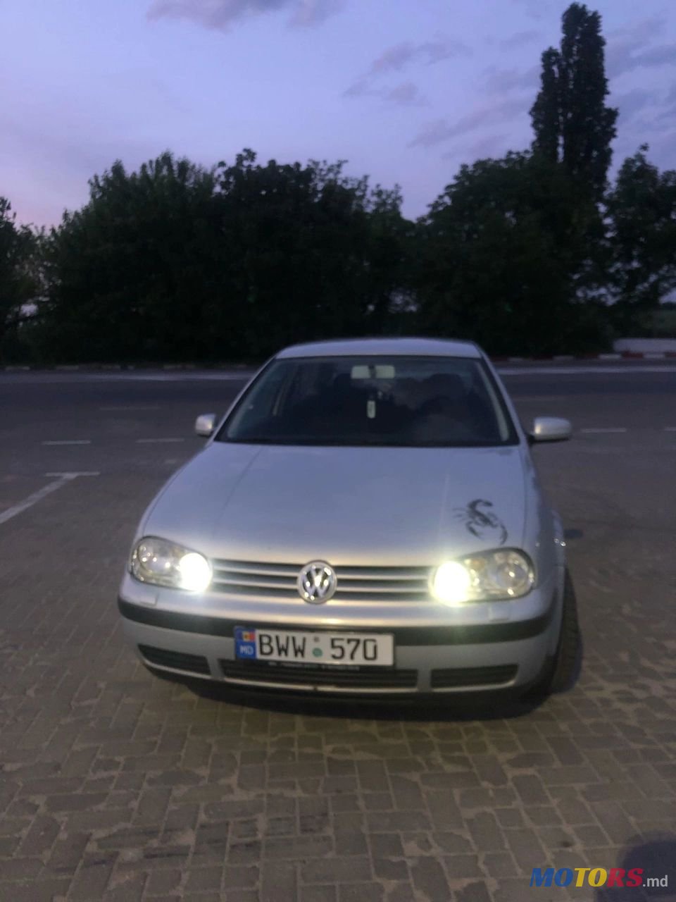 2000' Volkswagen Golf photo #1