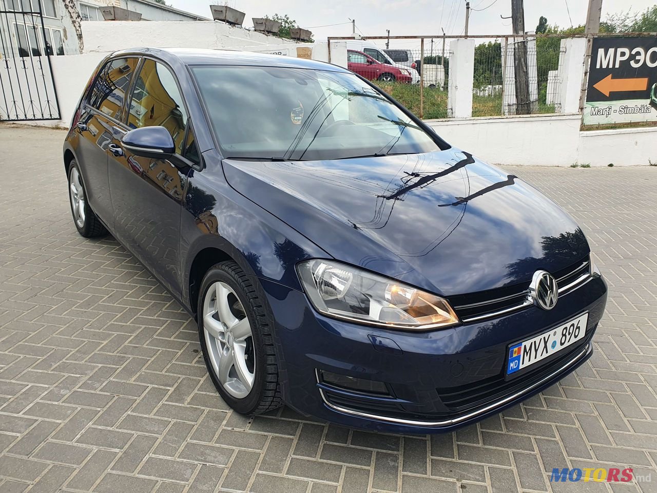 2014' Volkswagen Golf photo #1