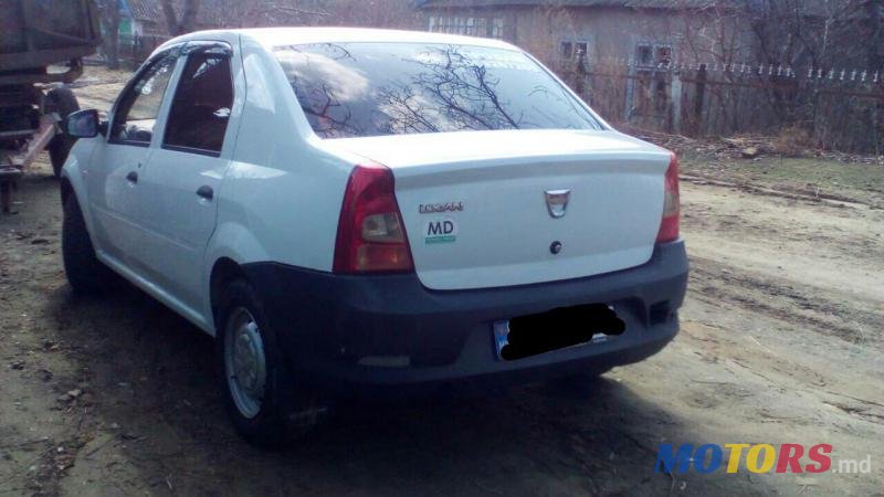 2011' Dacia Logan photo #2