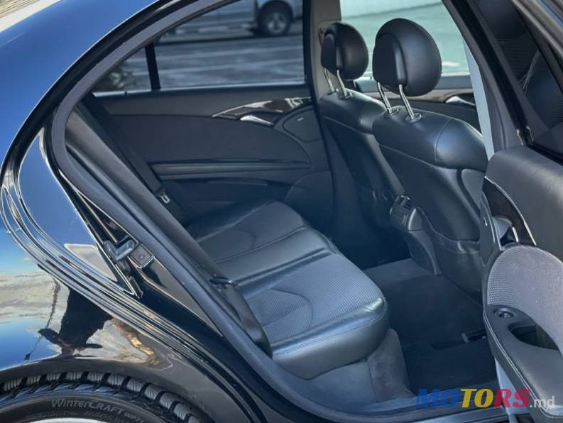 2004' Mercedes-Benz E photo #1