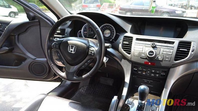 2012' Honda Accord photo #2