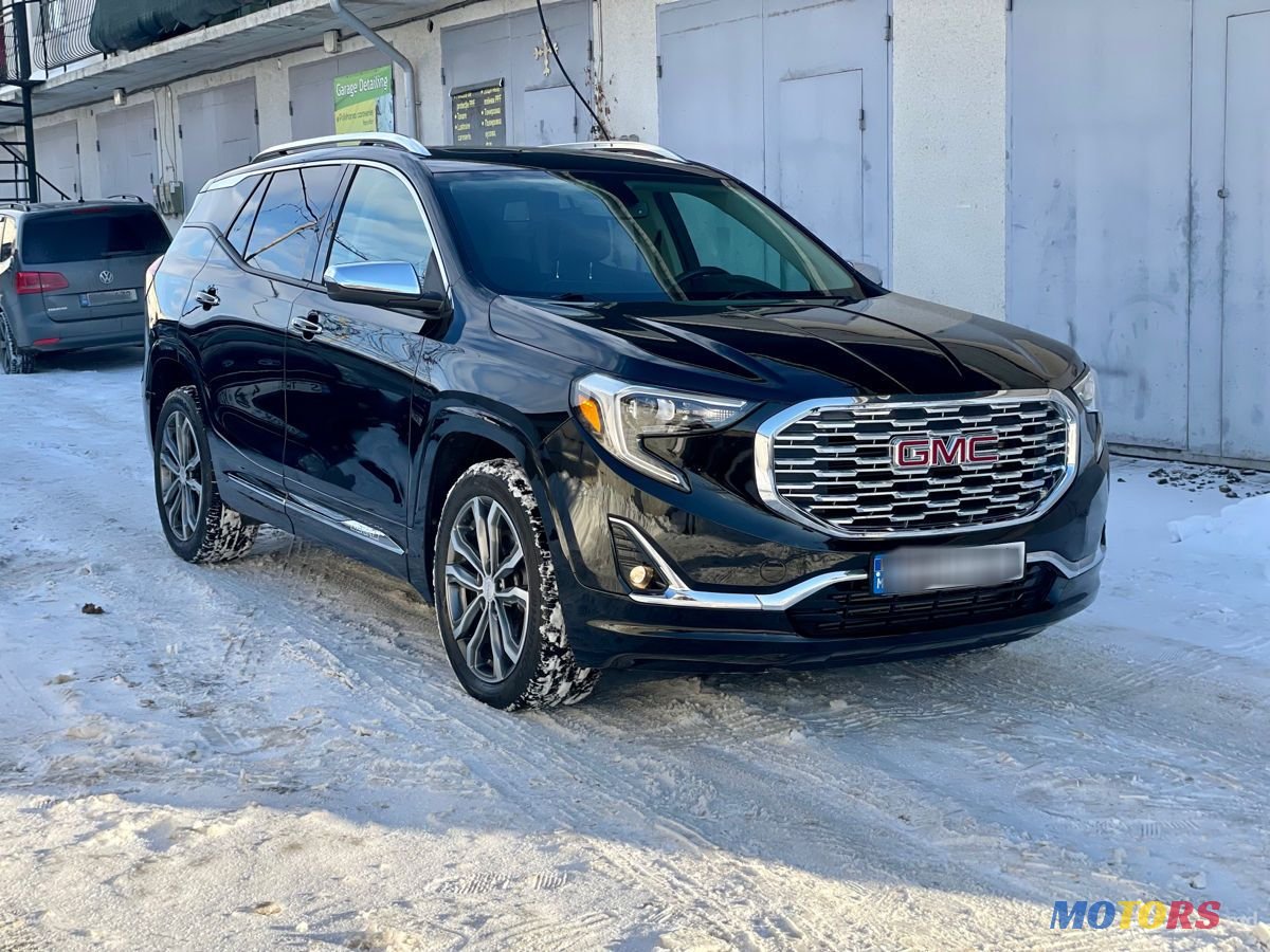 2019' GMC Terrain photo #2
