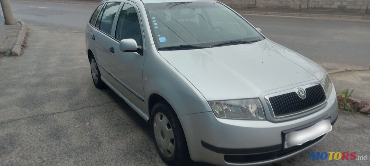 2004' Skoda Fabia photo #5