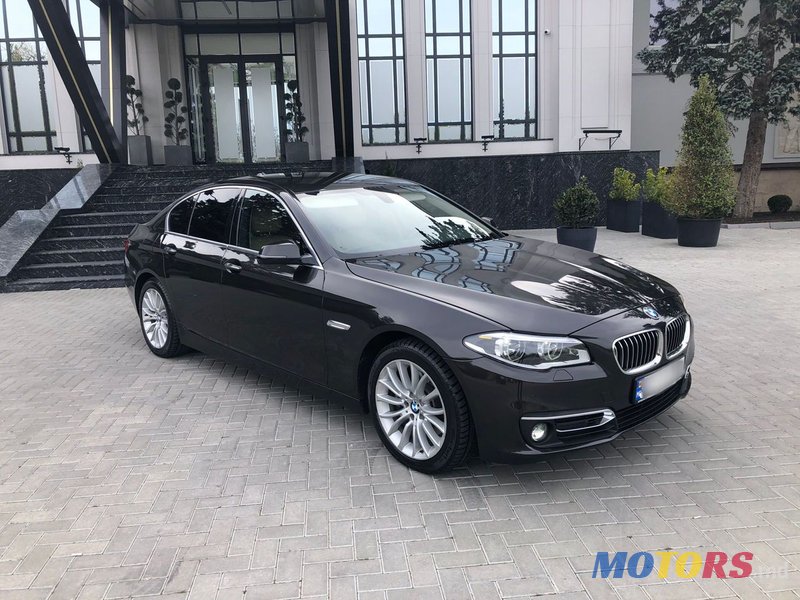 2014' BMW 5 Series photo #1