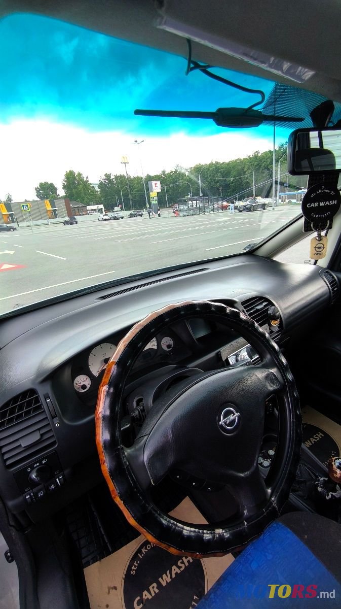 2001' Opel Zafira photo #6