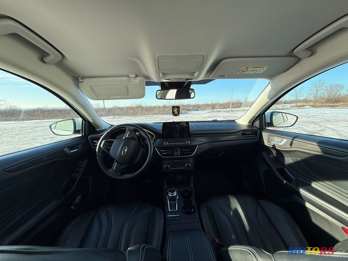 2019' Ford Focus photo #5