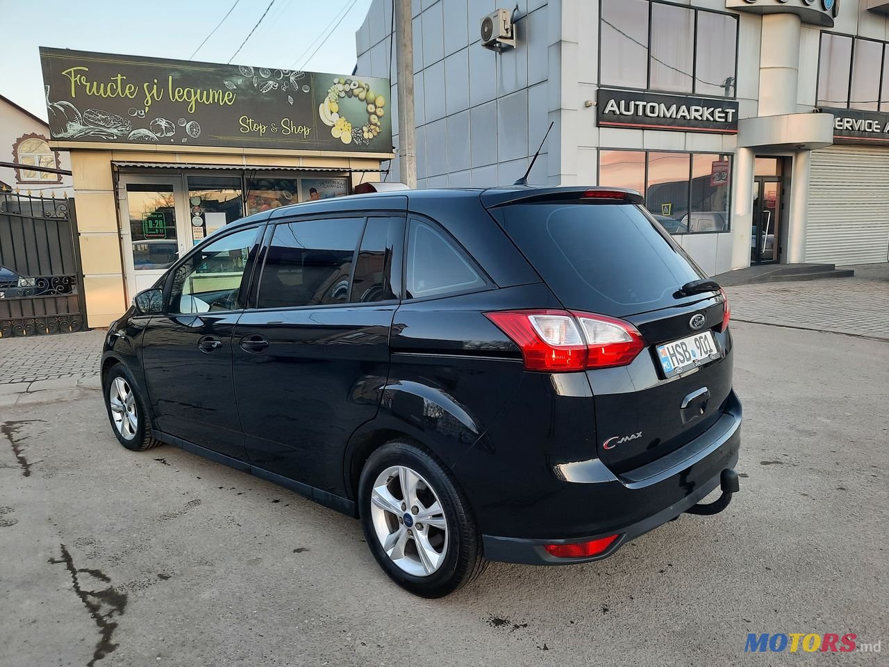 2015' Ford Grand C-MAX photo #5