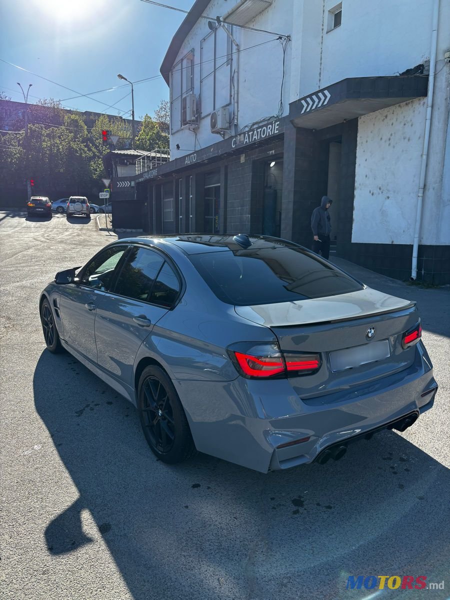 2016' BMW 3 Series photo #5