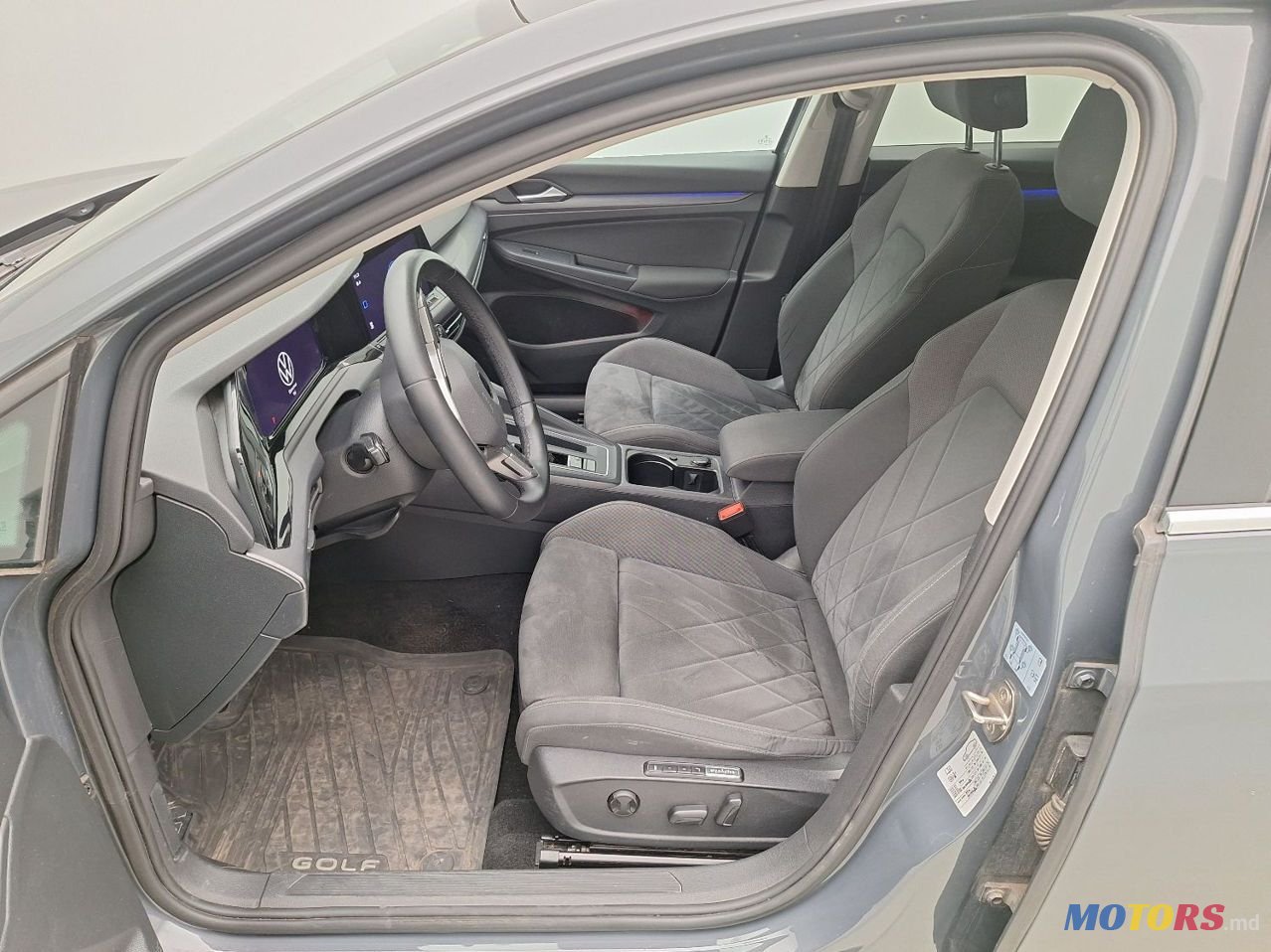 2021' Volkswagen Golf photo #6