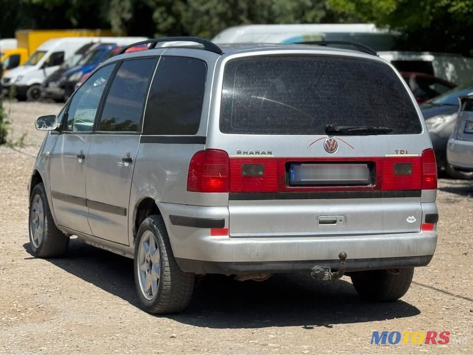 2001' Volkswagen Sharan photo #6
