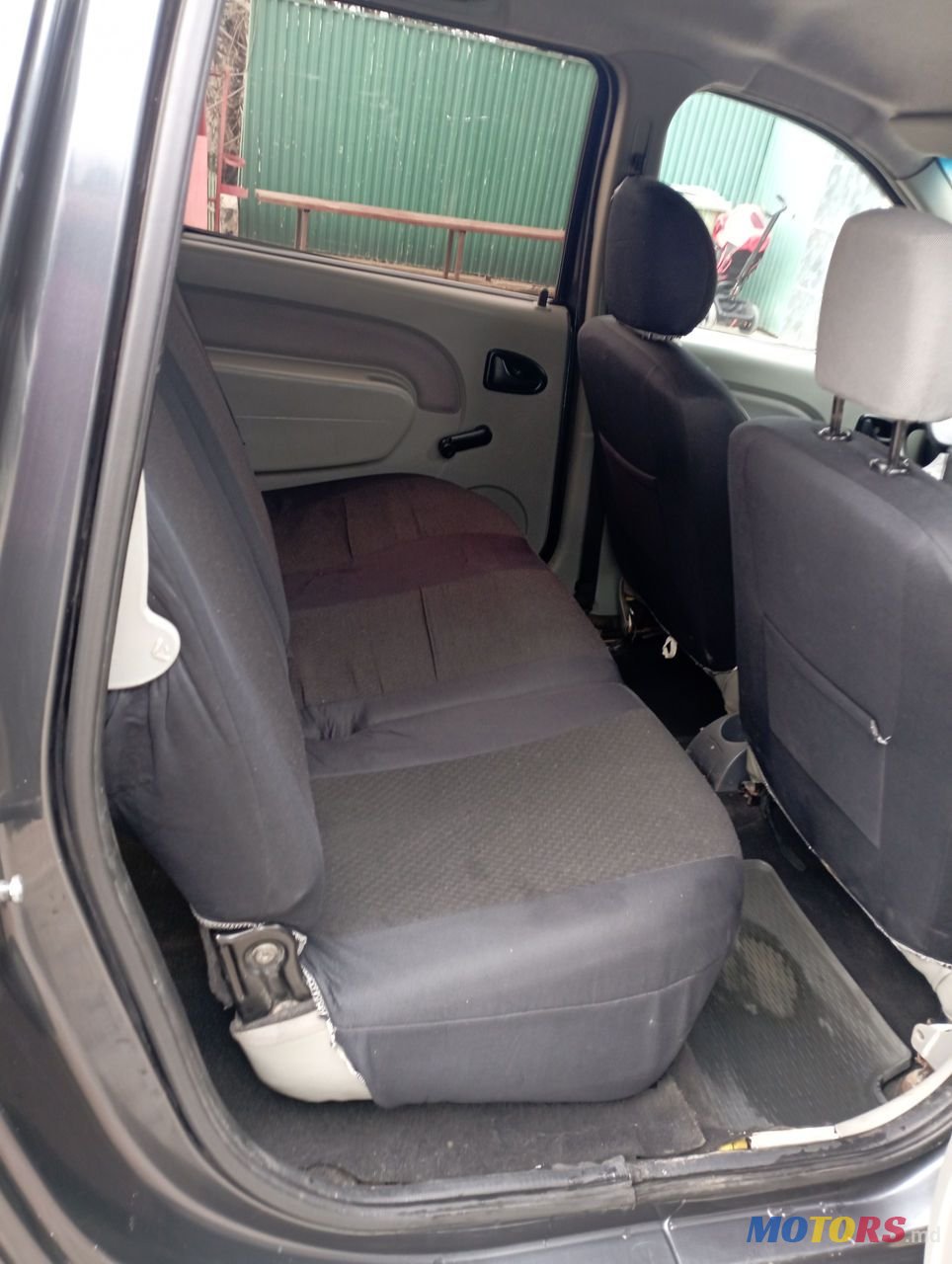 2008' Dacia Logan photo #4