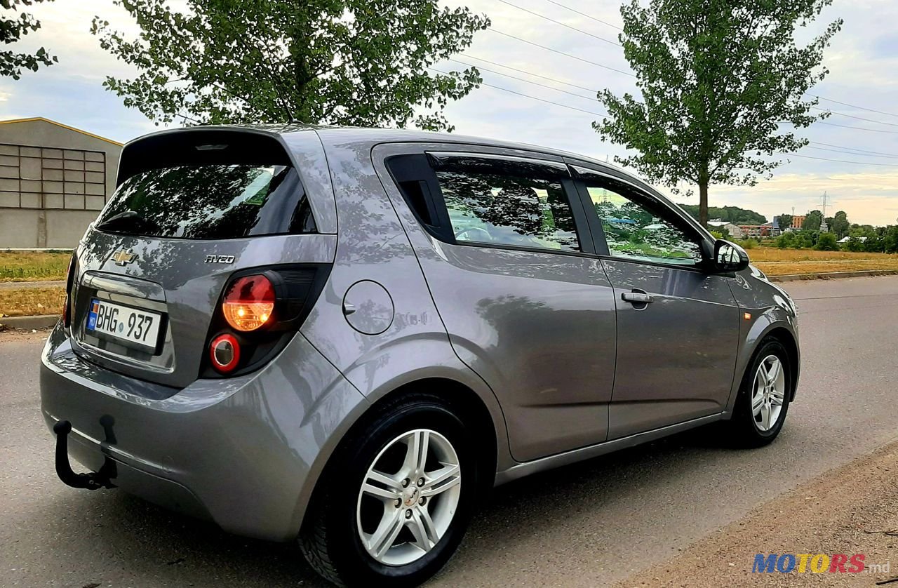 2013' Chevrolet Aveo photo #5