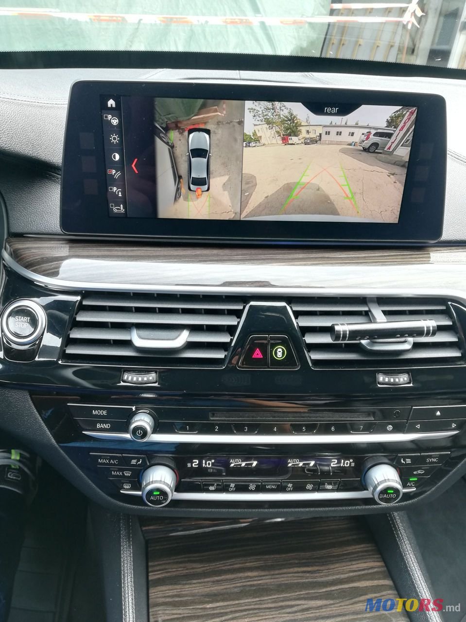 2018' BMW 5 Series photo #6