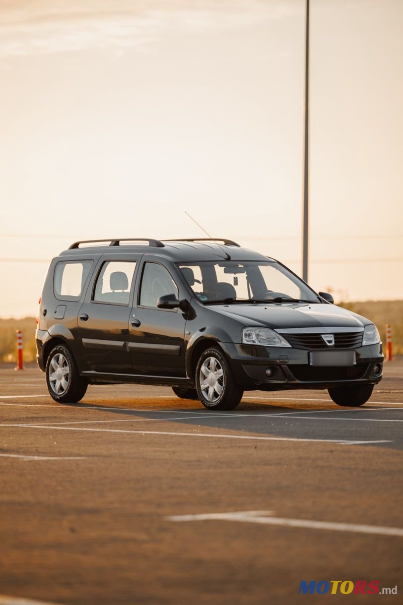 2008' Dacia Logan Mcv photo #1