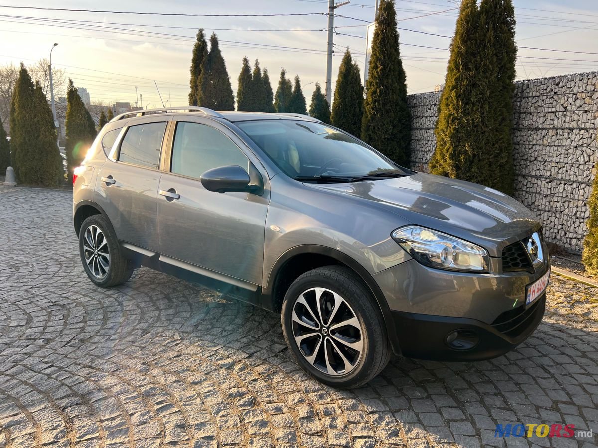 2013' Nissan Qashqai photo #1