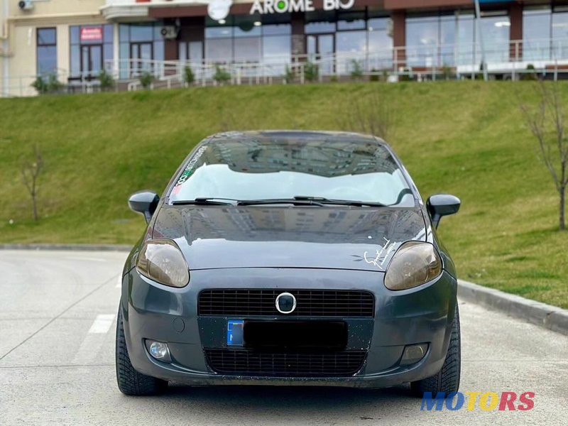 2007' Fiat Punto photo #1