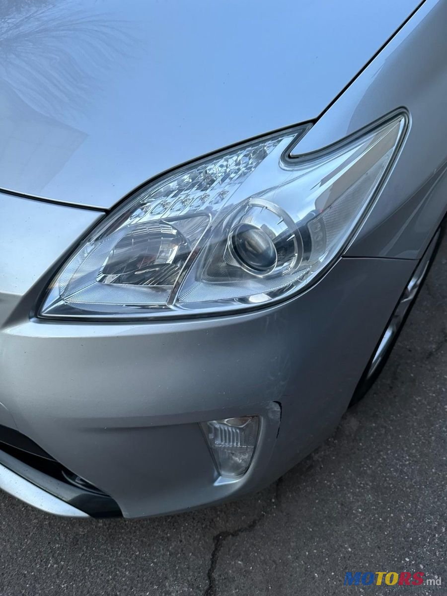 2013' Toyota Prius photo #6