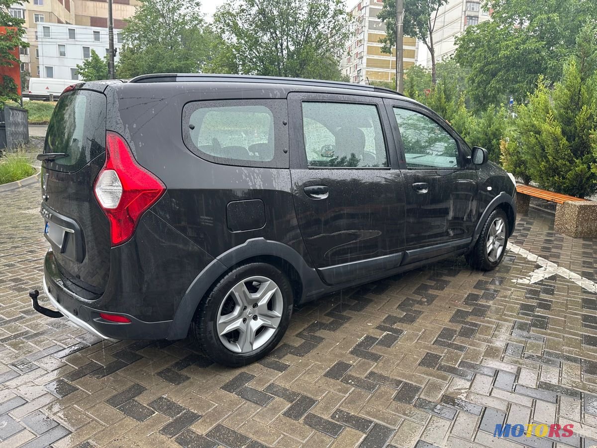 2019' Dacia Lodgy photo #2