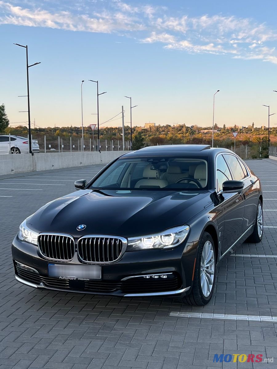 2017' BMW 7 Series photo #1