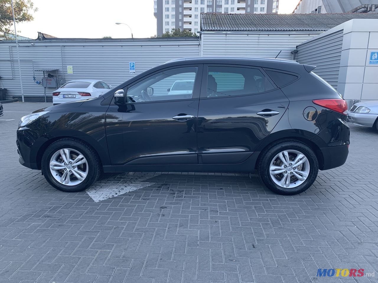 2011' Hyundai ix35 photo #5