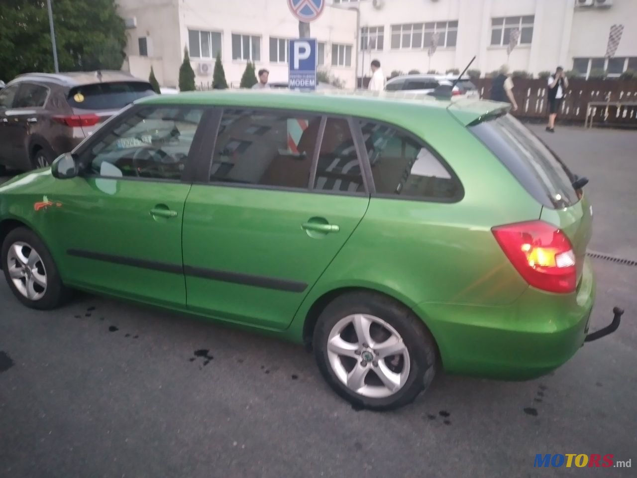 2012' Skoda Fabia photo #5