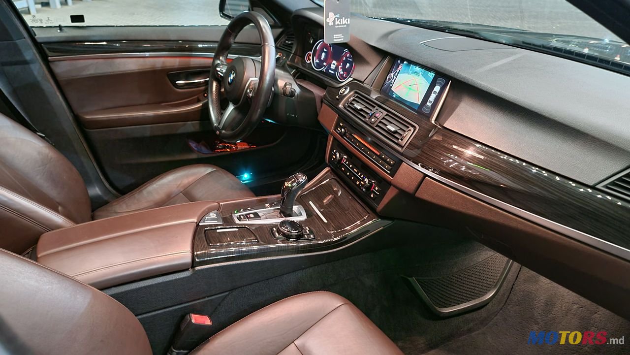2016' BMW 5 Series photo #6