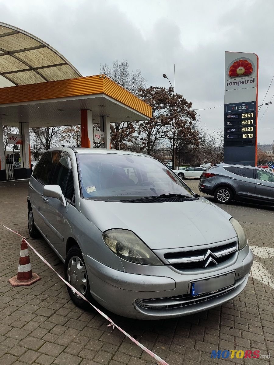 2002' Citroen C8 photo #2
