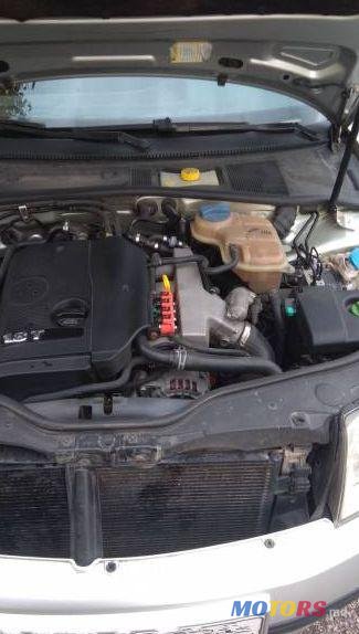 2002' Skoda Superb photo #2