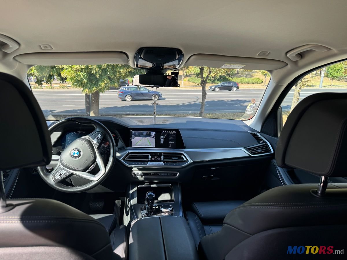 2019' BMW X5 photo #5