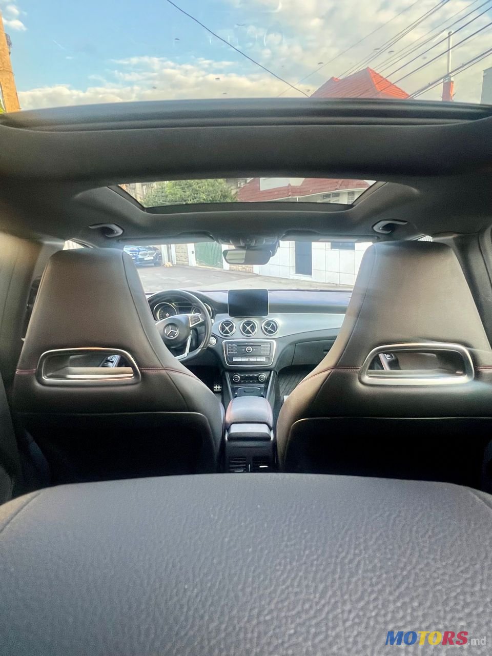 2017' Mercedes-Benz GLA photo #4