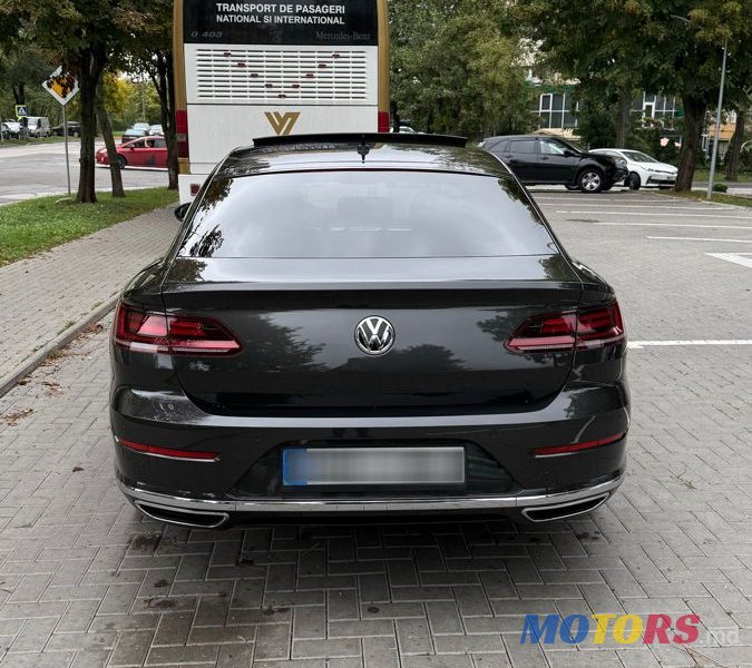 2018' Volkswagen Arteon photo #4