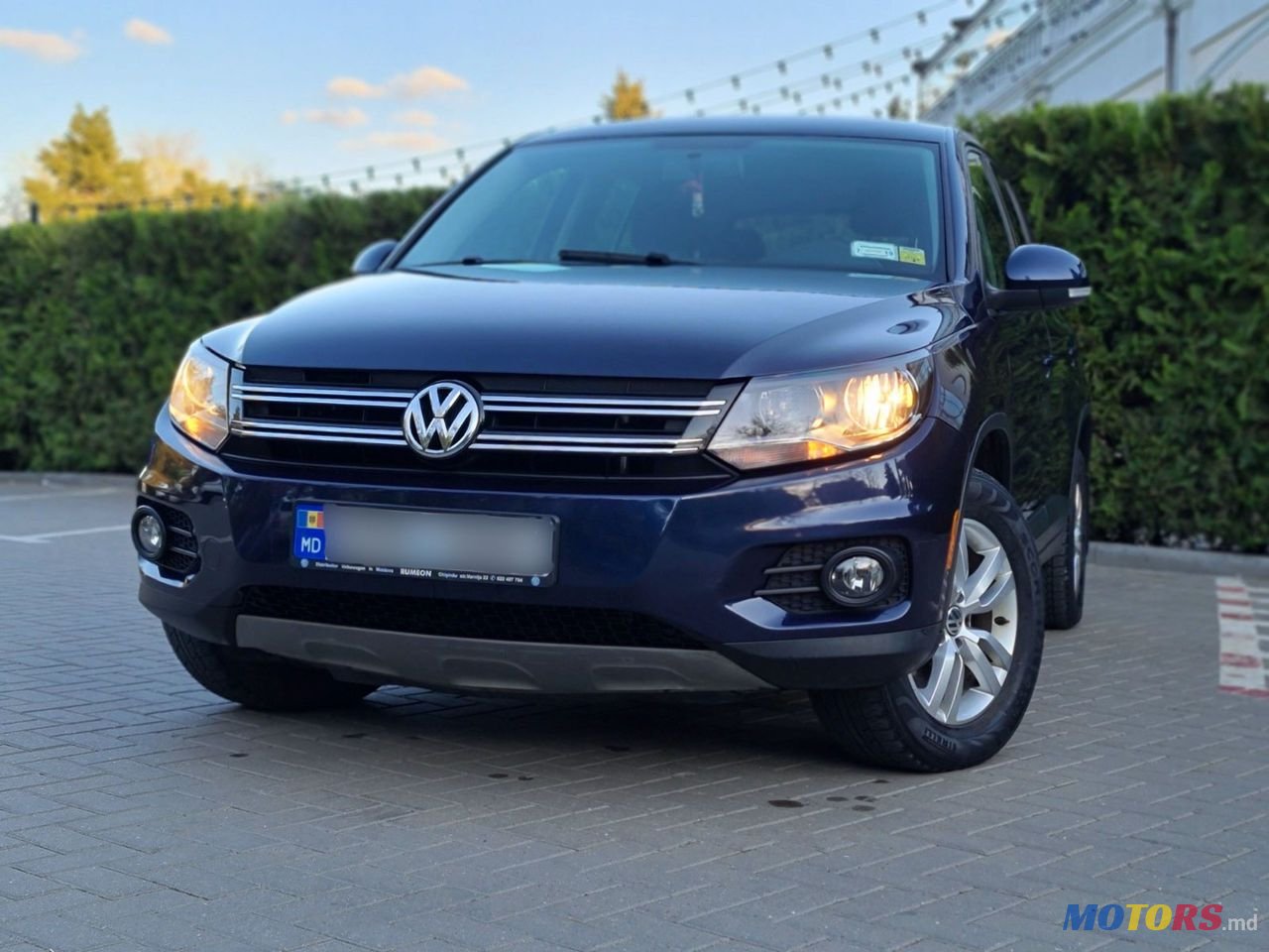 2013' Volkswagen Tiguan photo #2