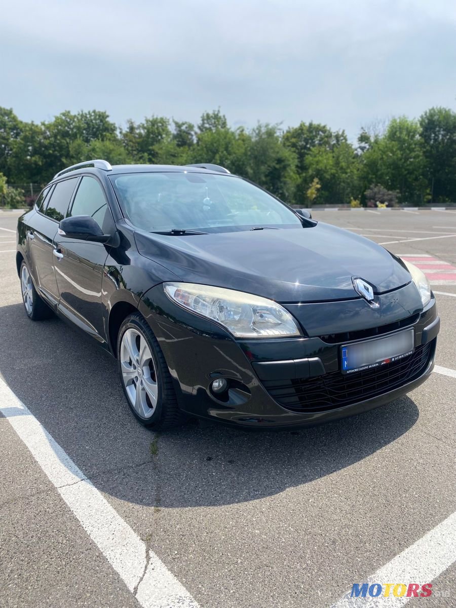 2010' Renault Megane photo #1