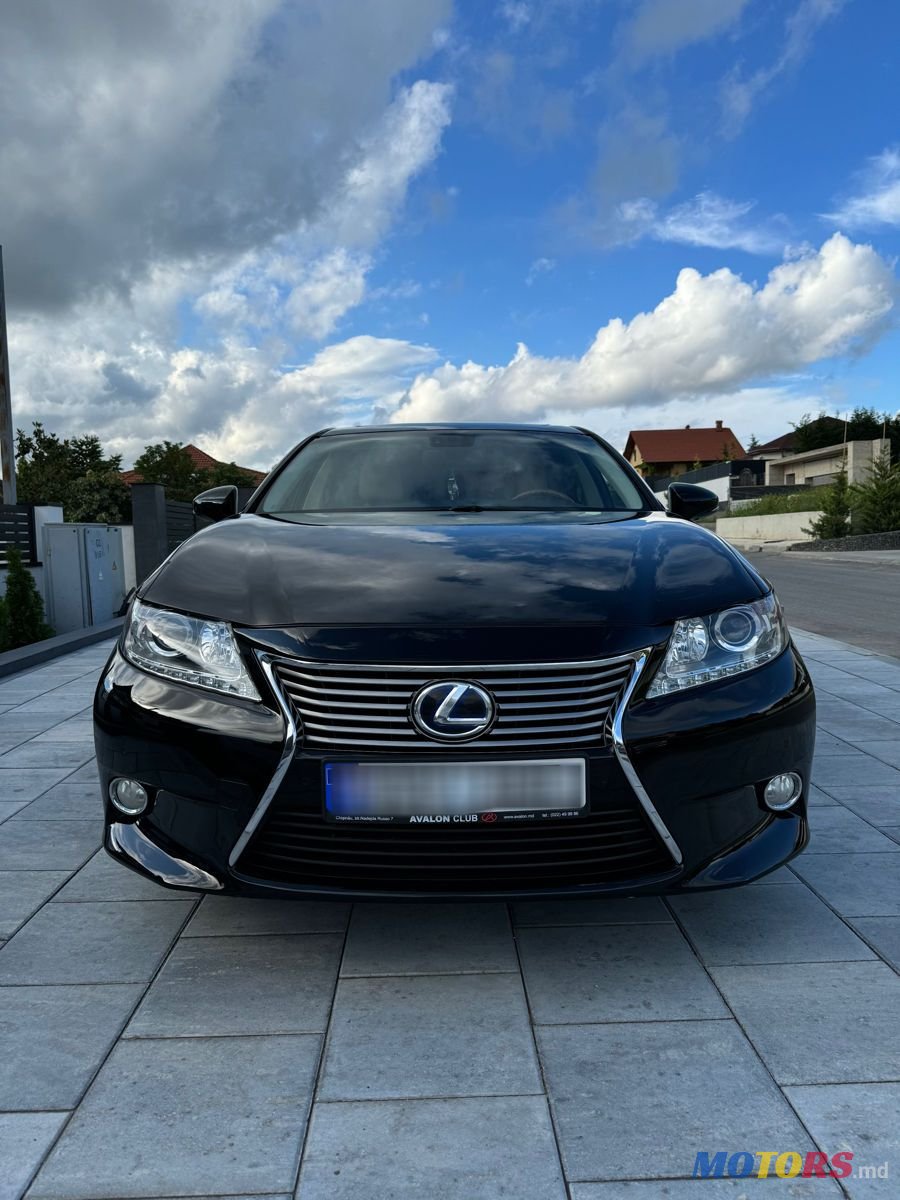 2013' Lexus Es Series photo #2